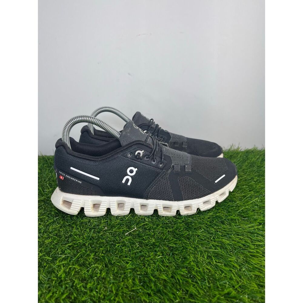 On Running Cloud Black White Running Shoes Women’s Size 7 EU 38 - Picture 4 of 9